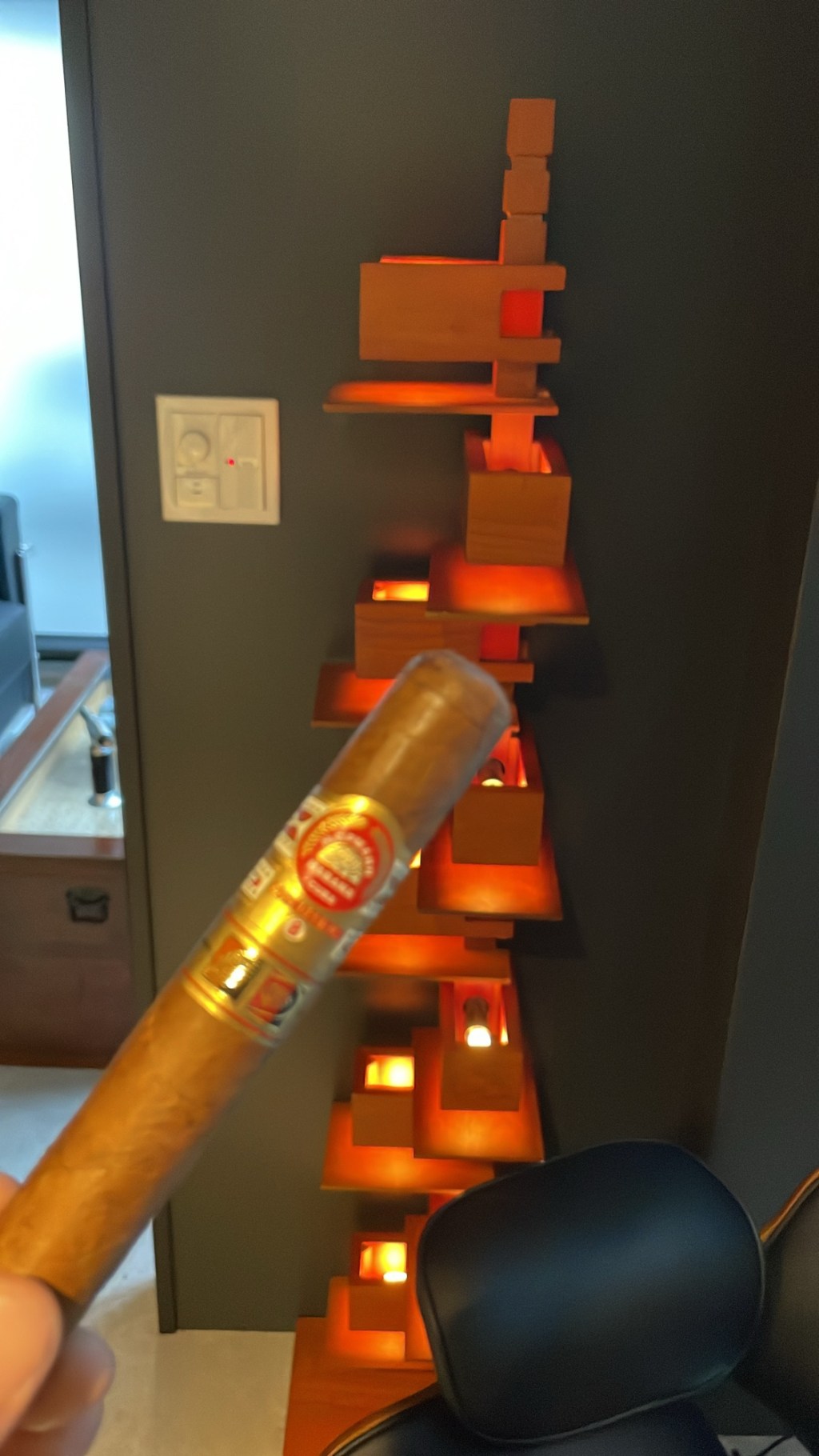 白金 フランクロイドライト